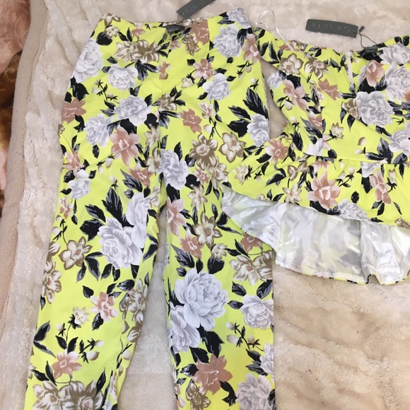 Crop pant suit - Picture 3 of 7